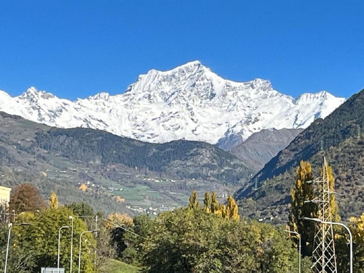 Le Charaban Hotel Aosta Eksteriør billede