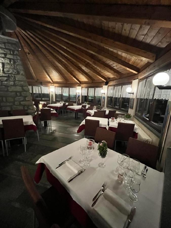 Le Charaban Hotel Aosta Eksteriør billede