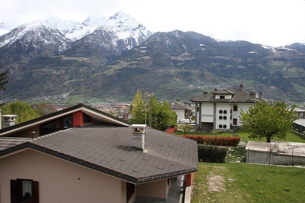 Le Charaban Hotel Aosta Eksteriør billede